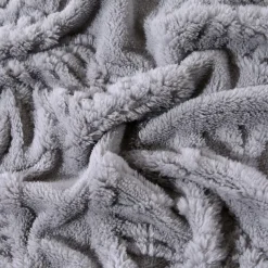 Butterfly Tuff Velvet Bed Blanket - Luxuriously Soft and Elegant - Intricate Butterfly Design for a Touch of Nature - Cozy and Warm for All-Season Comfort - High-Quality, Durable Velvet Fabric