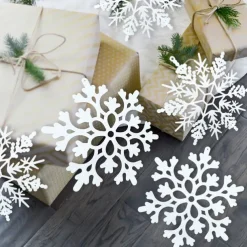 Christmas Snowflake Ornaments Set Xmas Plastic Hanging Snow Flakes for Christmas Tree Decorations Winter Wonderland Frozen Birthday Party Holiday Home Decor Craft Snowflakes