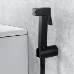 Copper Single Hole Bidet Black Toilet Handheld Bidet Sprayer Self-Cleaning Contemporary Cleaning Spray Gun Set