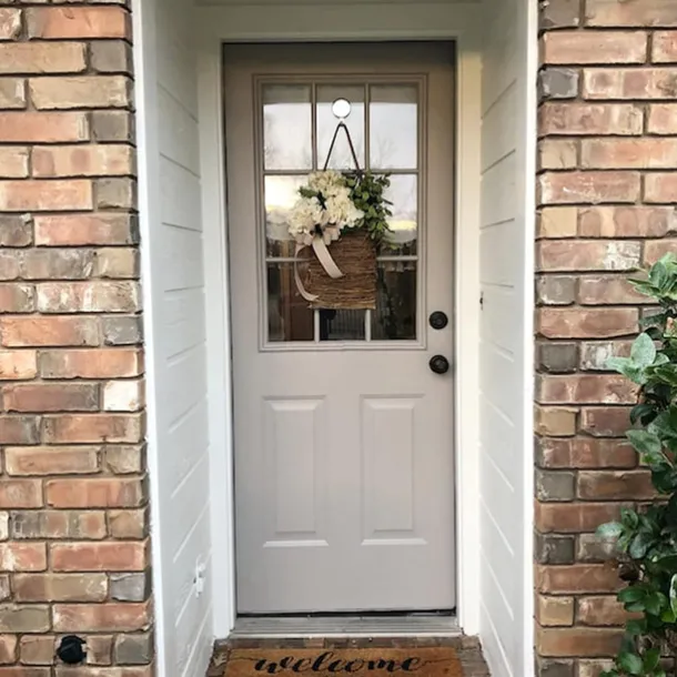Cream Hydrangea Door Hanger Basket Wreath Spring Wreath Floral Artificial Hydrangea and Vine Basket Door Hanging Decoration with Rustic Twigs for Front Door, Porch, Living Room, Cafe