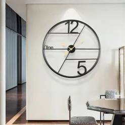 Creative Wrought Iron Wall Clock Living Room Light Luxury Art Home Gift Decoration Wall Clock Simple Wall Clock 60CM