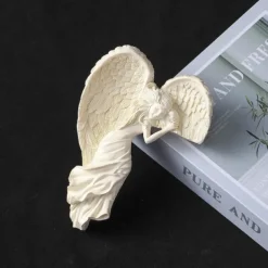 Door Frame Angel Decor Statues Ornaments with Heart-Shaped Wings Sculpture Angel in Your Corner Resin Wall Sculpture Crafts for Home Living Room Bedroom Decoration