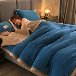Double-Sided Coral Fleece Blanket Three-Layer Quilted Thickened Cover Quilt Flannel Blanket Double Single Air-Conditioning Nap Blanket