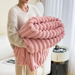 Faux Blanket, Anti-Static Flannel Soft Warmth Quilt Comforter Cozy Blanket, Luxury Faux Throw Blanket, Christmas Decorative Couch Blanket for Couch Bed Chair Sofa Christmas Gift