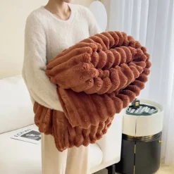 Faux Blanket, Anti-Static Flannel Soft Warmth Quilt Comforter Cozy Blanket, Luxury Faux Throw Blanket, Christmas Decorative Couch Blanket for Couch Bed Chair Sofa Christmas Gift