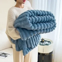 Faux Blanket, Anti-Static Flannel Soft Warmth Quilt Comforter Cozy Blanket, Luxury Faux Throw Blanket, Christmas Decorative Couch Blanket for Couch Bed Chair Sofa Christmas Gift