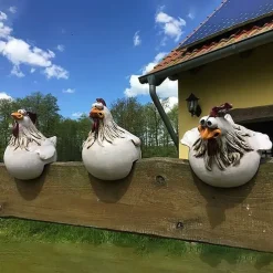 Fun Garden Art Resin Craft Chicken Statue Hen Sculpture Ornament for Home Garden Yard Outdoor Decor Accessories Fence Decoration