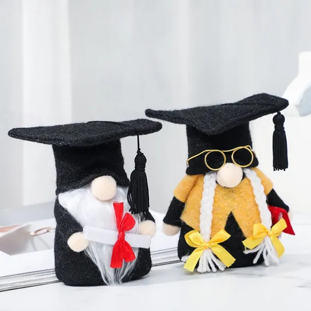 Graduation Gift Gnome Figurine, Cute Faceless Doll with Black Doctoral Cap, Plush Toy, Holiday Gift & Decoration
