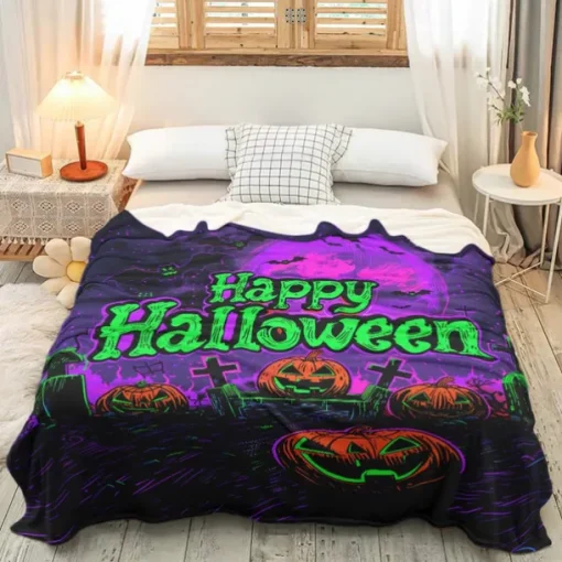 Halloween Decoration Jack O' Lantern Pumpkin Throw Blanket - Soft and Cozy Fleece with Festive Pumpkin Design - Perfect for Halloween Decor and Keeping Warm