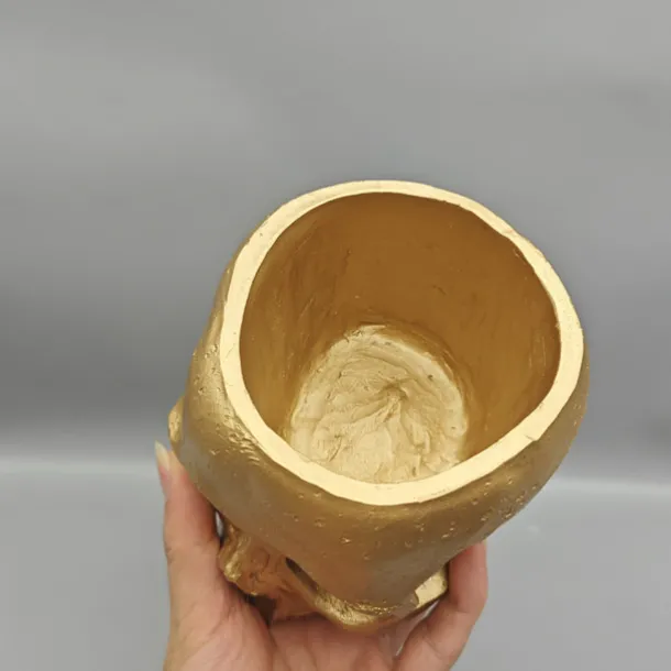 Halloween Skull Planter & Spine Stand, Resin Skull Head Flower Succulent Cactus Planter Pots,or Home Office Desk Decorations Halloween Scene Statue Sculpture Decorations