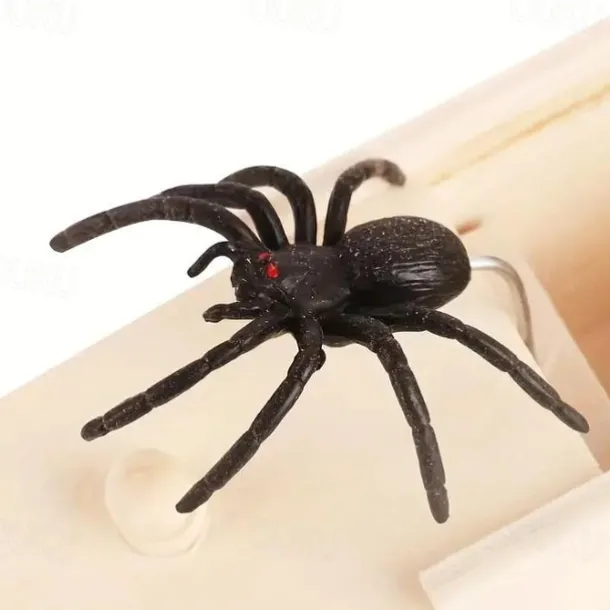 Halloween Spider Scare Prank Box Gift Spider in a Box Gag Gift, Hilarious Wooden Scare Box,Handmade Fun Joke Scarebox Toy