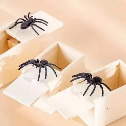 Halloween Spider Scare Prank Box Gift Spider in a Box Gag Gift, Hilarious Wooden Scare Box,Handmade Fun Joke Scarebox Toy