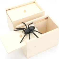Halloween Spider Scare Prank Box Gift Spider in a Box Gag Gift, Hilarious Wooden Scare Box,Handmade Fun Joke Scarebox Toy