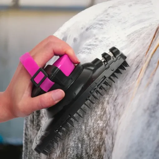 Horse Brushes Harness Supplies Bath Brushes Massage Brushes Horse Supplies Water Spray Brushes Pet Bath Brushes Equestrian Supplies Brushes