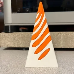 Impossible Pyramid Passthrough Sculpture, Pass Through Pyramid Fidget Toy, 3D Printed Spiral Cone Toy, Mini Vortex Thread Illusion, Pyramid Passthrough Sculpture, Desktop Deco Souvenir Gift