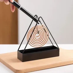 Iron Mosquito Coil Holder Incense Holders Coil Incense Burner Frame Repellent Incense Rack for Household Bedroom Patio Triangular Shape Mosquito Repellent Incense Rack Anti-scald Mosquito Coil Holder