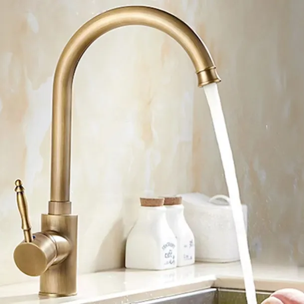 Kitchen Faucet - Single Handle One Hole Electroplated Pull-Out / Pull-Down Centerset Retro Vintage Kitchen Taps