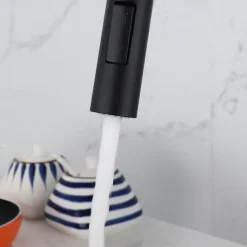 Kitchen faucet - Single Handle One Hole Electroplated / Painted Finishes Pull-out / Pull-down / Standard Spout / Tall / High Arc Centerset Modern Contemporary Kitchen Taps