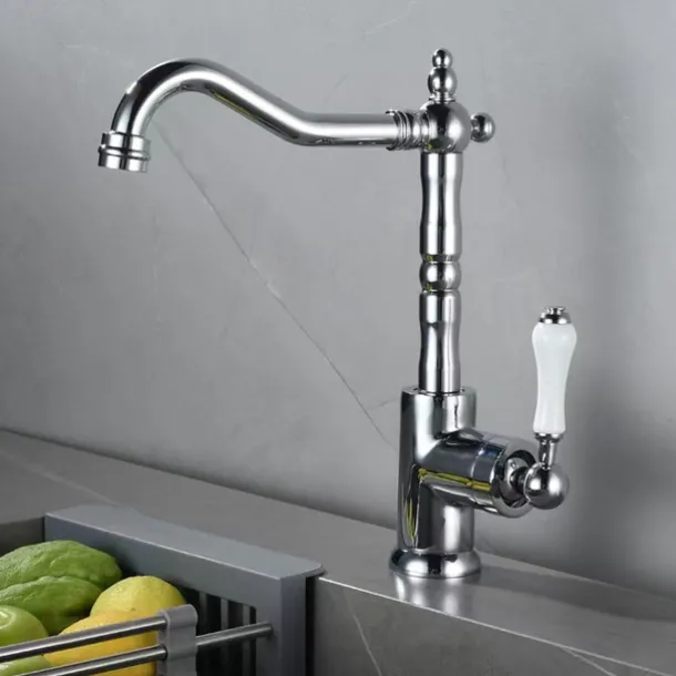 Kitchen Faucet 360 Swivel Antique Sink Faucet Mixer Tap Fashion Gold Sink Faucet Copper Hot and Cold Basin Tap