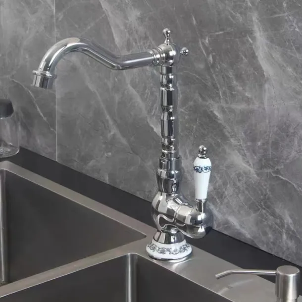 Kitchen Faucet Sink Mixer Taps, Single Hanld 360 Degree Swivel Vessel Tap with Cold and Hot Hose