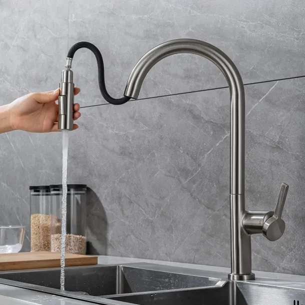 Kitchen Faucet with Pull-out Spray,Single Handle One Hole Brass High Arc 2-modes 360°Rotatable Modern Contemporary Kitchen Taps