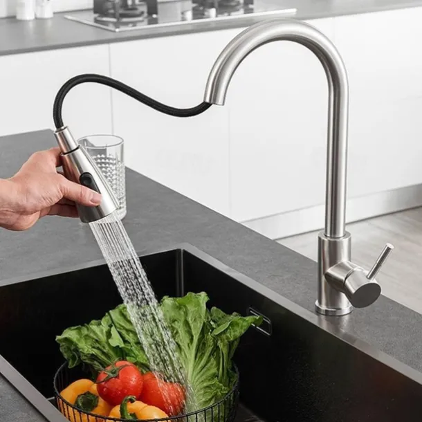Kitchen Faucet with Pull-out Spray,Single Handle One Hole Stainless Steel Pull-out / Pull-down / Standard Spout / Tall / High Arc Centerset Minimalist / Modern Contemporary Kitchen Taps