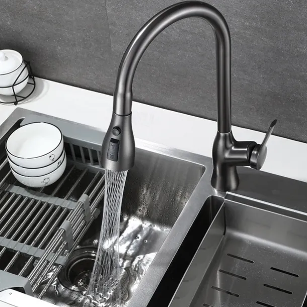 Kitchen Faucet with Pull-out Spray,Single Handle One Hole Rotatable Electroplated Pull-out / Pull-down / Standard Spout / Tall / High Arc Centerset Modern Contemporary Style Kitchen Taps