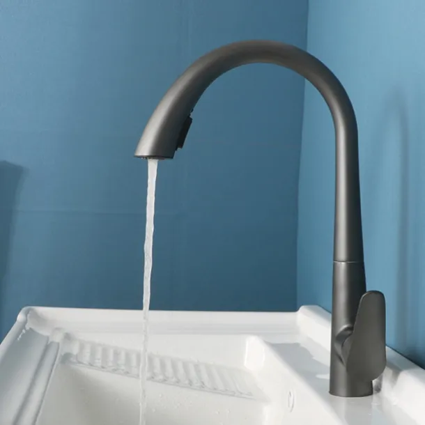 Kitchen Faucet with Pull-out Spray 360° Rotated Single Handle One Hole Minimalist Modern Contemporary Kitchen Taps