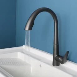Kitchen Faucet with Pull-out Spray 360° Rotated Single Handle One Hole Minimalist Modern Contemporary Kitchen Taps