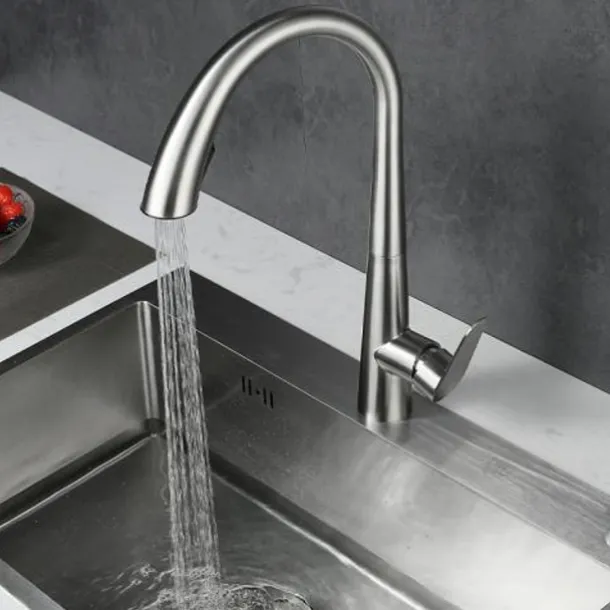 Kitchen Faucet with Pull-out Spray 360° Rotated Single Handle One Hole Minimalist Modern Contemporary Kitchen Taps