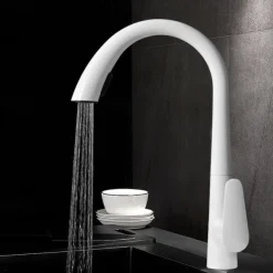 Kitchen Faucet with Pull-out Spray 360° Rotated Single Handle One Hole Minimalist Modern Contemporary Kitchen Taps
