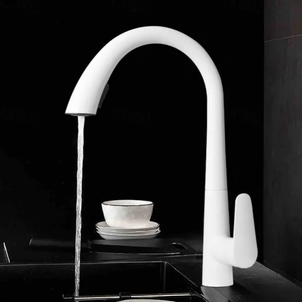 Kitchen Faucet with Pull-out Spray 360° Rotated Single Handle One Hole Minimalist Modern Contemporary Kitchen Taps