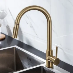 Kitchen Faucet with Pull-out Spray,Single Handle One Hole 2-modes Brass Kitchen Taps