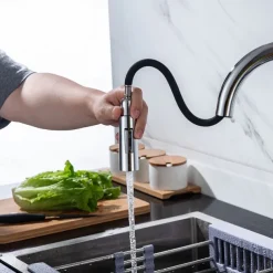 Kitchen Faucet with Pull-out Spray,Single Handle One Hole 2-modes Brass Kitchen Taps