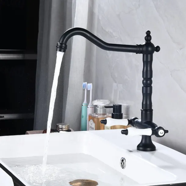 Kitchen Faucet,Two Handles One Hole Antique Brass / Electroplated / Painted Finishes Standard Spout Centerset Antique Kitchen Taps