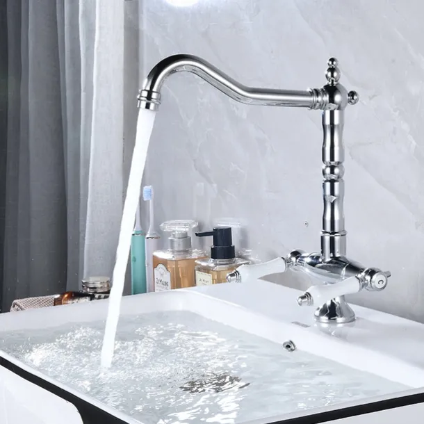 Kitchen Faucet,Two Handles One Hole Antique Brass / Electroplated / Painted Finishes Standard Spout Centerset Antique Kitchen Taps