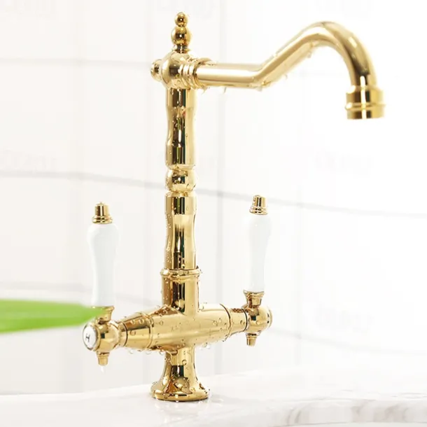 Kitchen Faucet,Two Handles One Hole Antique Brass / Electroplated / Painted Finishes Standard Spout Centerset Antique Kitchen Taps