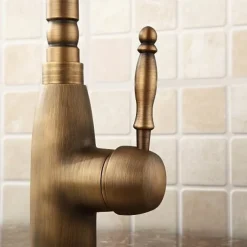 Kitchen Sink Mixer Faucet Traditional, 360 Rotating Kitchen Vessel Taps Antique Brass Retro Style Single Handle One Hole with Hot and Cold Water Hose
