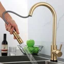 Kitchen Sink Mixer Faucet Stainless Steel with Pull Out Sprayer, 360° Rotatable Multi-function Pull Down Single Handle Kitchen Vessel Tap Brushed Gold Finish
