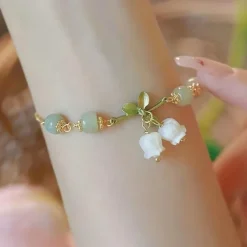 Lily Of The Valley Bracelet, Green Beaded Flower Pendant Bracelet, Exquisite Vintage Accessories, Women Girls Jewelry, Bachelorette Party Decor, Wedding Anniversary Party Favors, Birthday Party Decor,