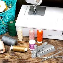 Magnetic Seam Guide for Sewing Machine Magnetic Sewing Guide with Clip Multifunctional Ruler Hemmer Guide Seam Guide Hem Guide for Walking Foot Sewing Machine Sewing Supplies Accessories