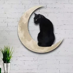 Metal cat and Moon Wall Decoration, Cat Art Silhouette Decor Cat and Moon Metal Wall Art Decoration, 3D Cat Sculpture Retro Metal Cut Out Design Plaque Crafts