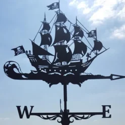 Metal Weather Vane Cock Decorated Weather Vane Iron Rooster Ornament for Roof Shack Indicating Wind Direction Yard Decor