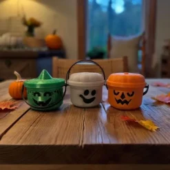 Mini Boo Bucket Halloween Decorations - Retro Plastic Trick-or-Treat Pails with Jack-O'-Lantern Faces, Orange, Purple, Green, Beige - Perfect for Candy, Snacks, and Home Decor, Halloween Decorations S