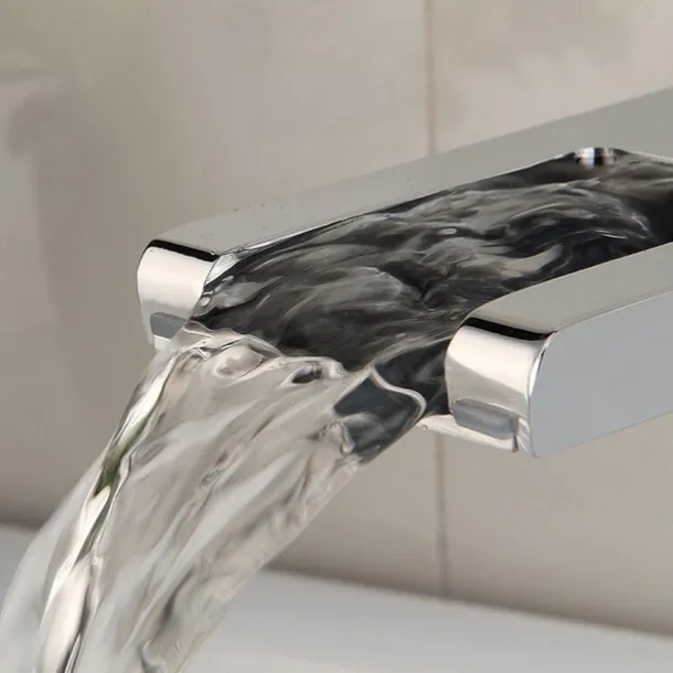 Modern Style Bathroom Sink Faucet LED/Waterfall Electroplated Centerset Single Handle One HoleBath Taps/Bathroom Sink Faucet+ Accessories/Contemporary/Vintage/Yes/Brass