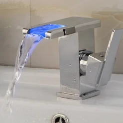Modern Style Bathroom Sink Faucet LED/Waterfall Electroplated Centerset Single Handle One HoleBath Taps/Bathroom Sink Faucet+ Accessories/Contemporary/Vintage/Yes/Brass