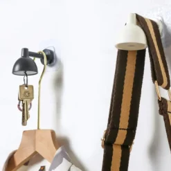 Multifunctional Desk Lamp Key Holder, No-Punching Clothes, Hats, Scarves, Bag Hooks, Creative Home and Bathroom Hooks, Household Wall Hooks