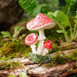 Mushroom Garden Ornament - Resin Material, Handmade and Hand-Painted, for Gardening, Miniature Landscapes, and Plant Decoration