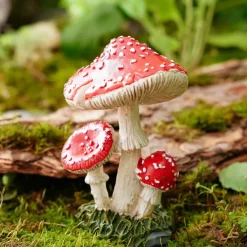 Mushroom Garden Ornament - Resin Material, Handmade and Hand-Painted, for Gardening, Miniature Landscapes, and Plant Decoration