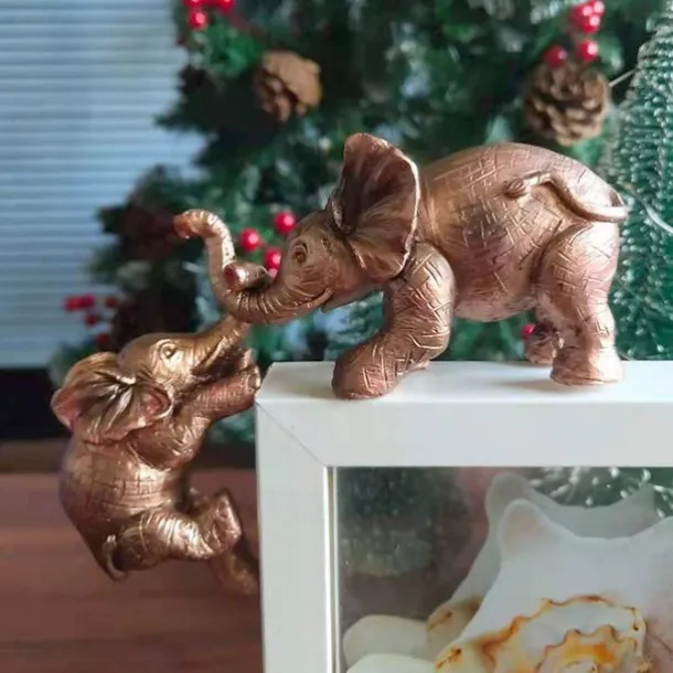 Octopus Resin Ornament - Handcrafted Reclaimed Resin Door Crawler,It Perfectly Matches Your Patio Or Living Room Table